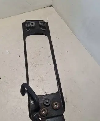 BMW 5 E60 E61 Pneumatic air compressor holding bracket 6769082