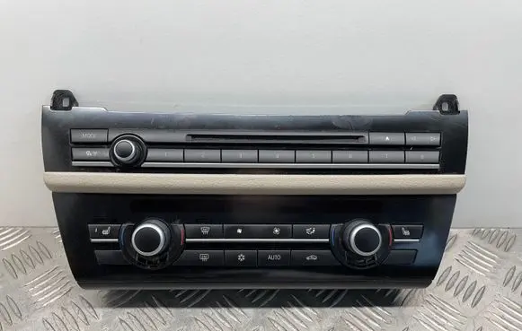 BMW 5 F10 F11 Climate control unit 9263757