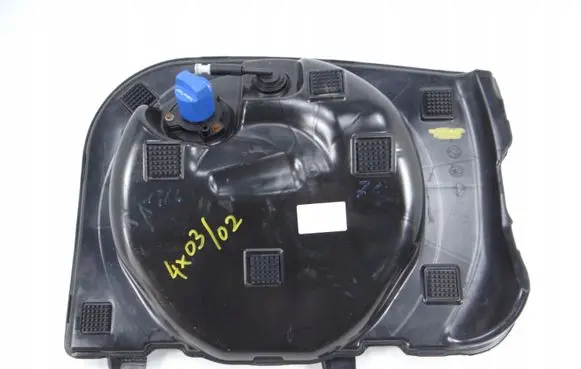 Maserati Levante AdBlue liquid reservoir 670031735