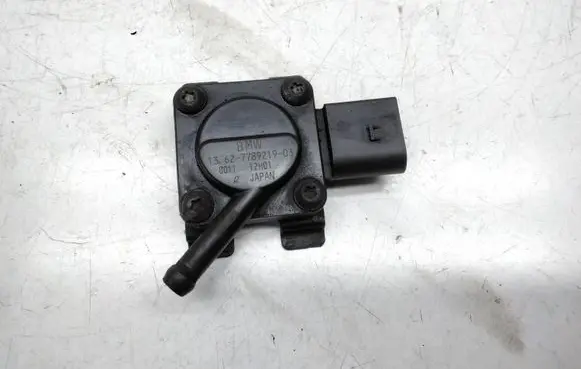 BMW X3 E83 Exhaust gas pressure sensor 7789219 13627789219
