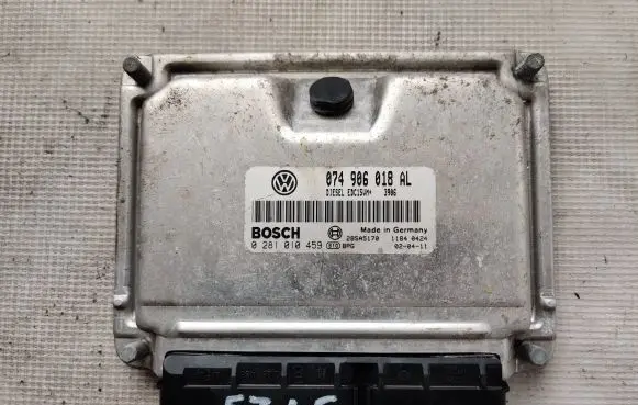 Volkswagen Transporter - Caravelle T4 Engine control unit/module 074906018AL 28SA5170 0281010459