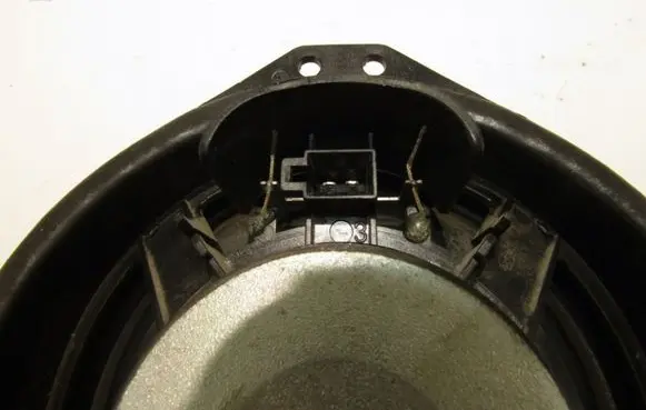 Renault Trafic II (X83) Rear door speaker