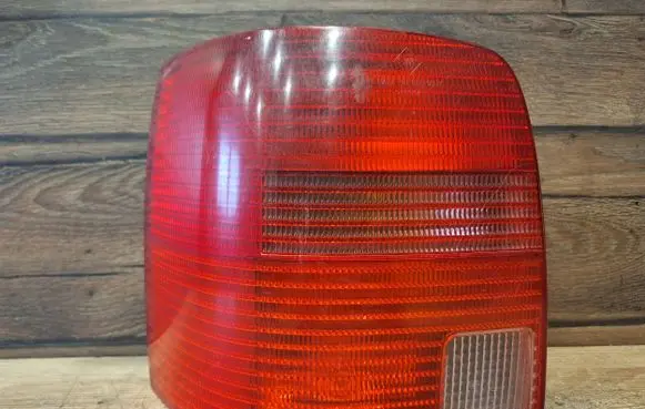 Volkswagen PASSAT B5 Rear/tail lights 3B9945257