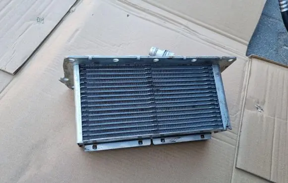 Ford Mondeo Mk III Intercooler radiator DS7G-9L440-BD