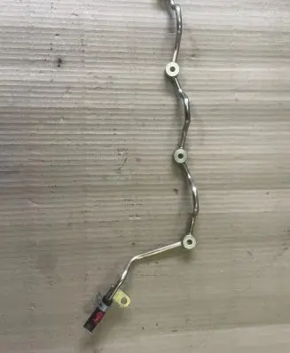 Toyota Hilux (AN120, AN130) Fuel return line/hose 