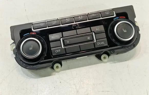 Volkswagen Golf VI Climate control unit 5K0907044ES