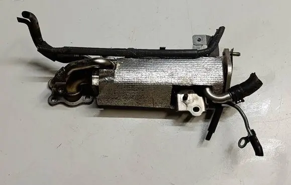 Mazda 6 EGR valve cooler SH012030YT3 SH012030Y 10E13B0174