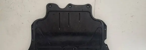 Volkswagen Golf VII Engine splash shield/under tray 3Q0825236D