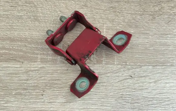 Mazda CX-5 II Tailgate/trunk/boot hinge TK4862210C TK4862210D