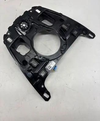 BMW 5 G30 G31 G38 Dash center speaker frame 9379097 16022017