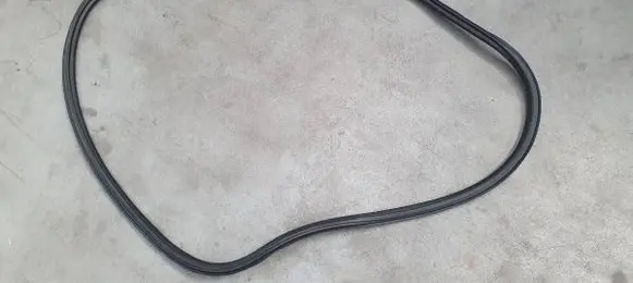 Skoda Octavia Mk4 Front door rubber seal 5E3867365