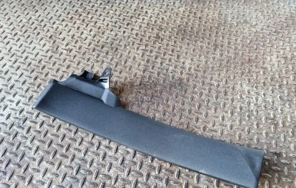 BMW 1 F40 Rear sill trim cover 7444942