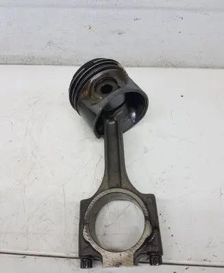 Volvo S60 Piston with connecting rod 81L799