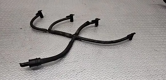 Volkswagen Transporter - Caravelle T5 Fuel return line/hose 