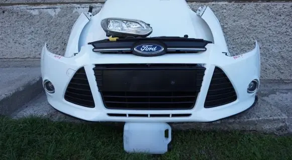 Ford Focus Top upper radiator support slam panel 