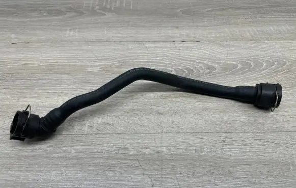 Mercedes-Benz A W176 Engine coolant pipe/hose A2465010058 ZGS006