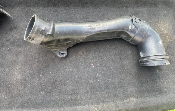 Peugeot 207 Air intake duct part 9682018480