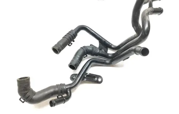 Audi Q3 8U Engine coolant pipe/hose 04L121058H R132197 04L121064AE