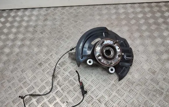 Opel Insignia B Front wheel hub 13526966
