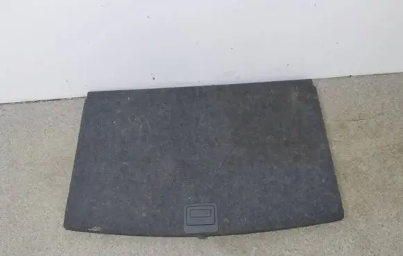 Volkswagen Golf V Trunk/boot floor carpet liner 