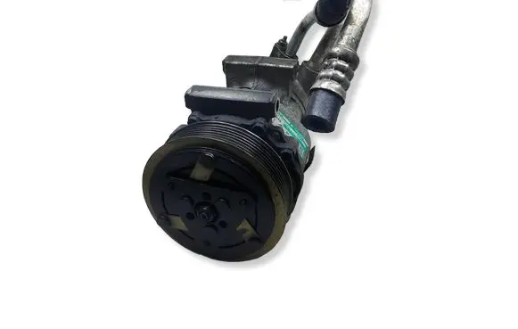 Peugeot 307 Air conditioning (A/C) compressor (pump) 9646273880KASACJA 9646273880