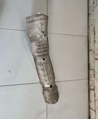 Toyota Yaris Exhaust heat shield 