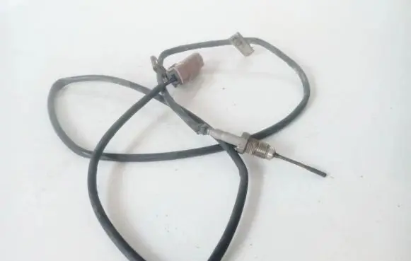 Exhaust gas temperature sensor