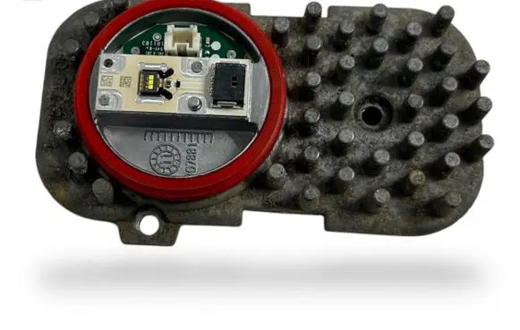 BMW X5 E70 LED ballast control module 1305715084 707881