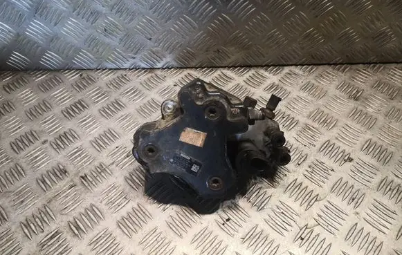 Smart ForFour I Mechanical fuel pump 6400700701 A6400700701