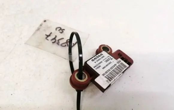 Volvo S40, V40 Airbag deployment crash/impact sensor 30613043A