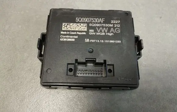 Volkswagen Golf VII Gateway control module 5Q0907530AF 5Q0907530M