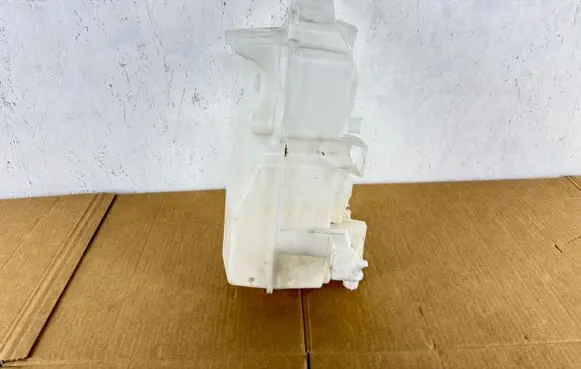 Renault Captur II Windshield washer fluid reservoir/tank 289107051R