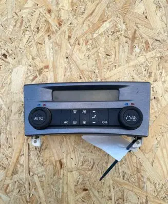 Renault Laguna II Climate control unit 8200001901C