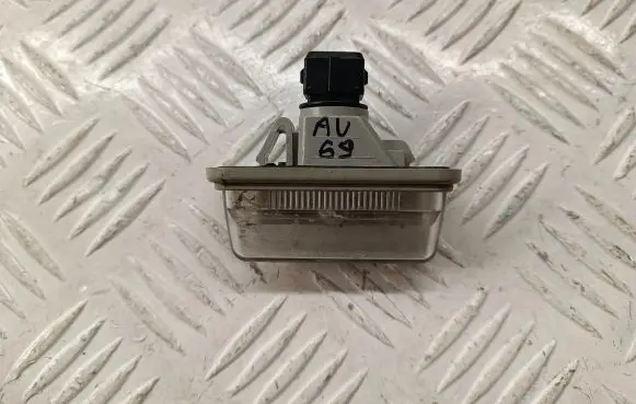 Toyota Avensis T250 Number plate light 8127005042