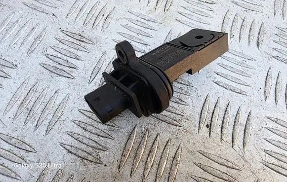 BMW 5 GT F07 Mass air flow meter 7566990 0280218270