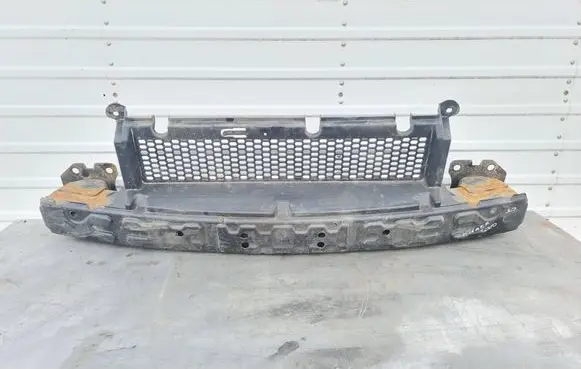 Chrysler Grand Voyager V Front bumper cross member 05113162AA 139750B