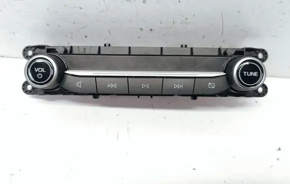 Ford Escape IV Head unit multimedia control LJ6T18K811CB