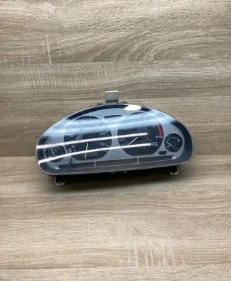 Speedometer (instrument cluster)