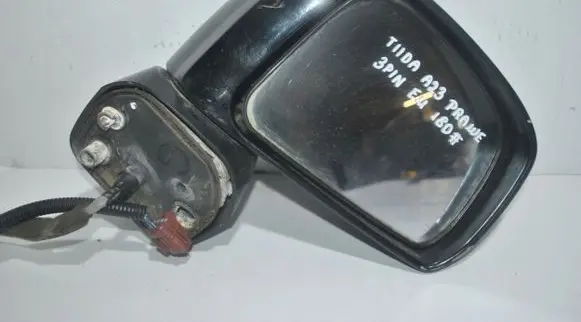 Nissan Tiida C11 Front door electric wing mirror