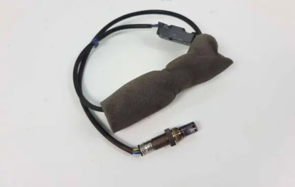 Volkswagen PASSAT B8 Lambda probe sensor 05L907807J