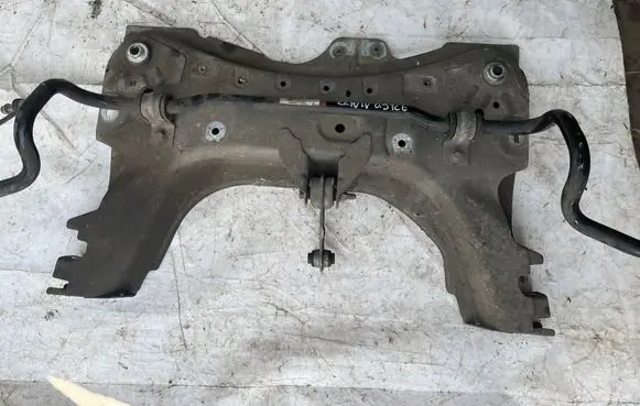 Renault Clio IV Front axle beam 544017725R
