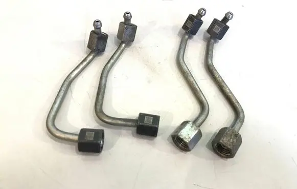 Toyota Hilux (AN120, AN130) Fuel injector supply line/pipe 