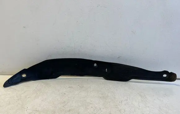 Maserati Ghibli Fender end trim 670001706