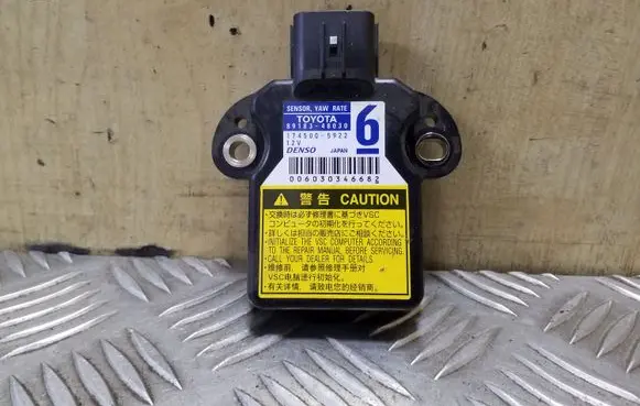 Lexus CT 200H ESP acceleration yaw rate sensor 8918349030 1745005922