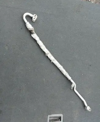 Volkswagen Polo Air conditioning (A/C) pipe/hose 6Q0820721S