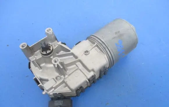 Renault Modus Front wiper linkage and motor