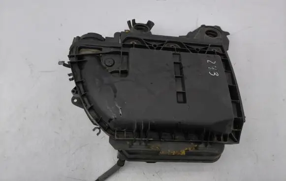 Citroen DS4 Air filter box 9673061080