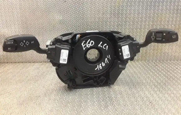 BMW 5 E60 E61 Wiper speed switch 9204503