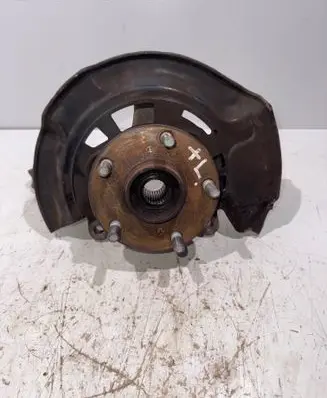 Toyota Prius+ (ZVW40) Front wheel hub