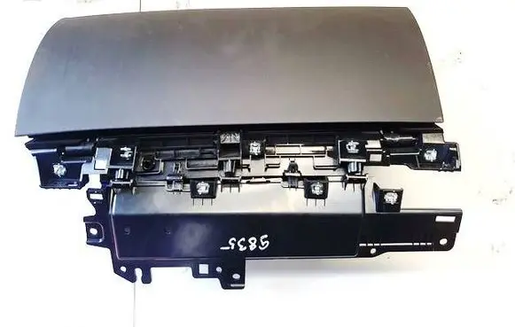 Tesla Model Y Glove box 2910141x 1111612-00-b